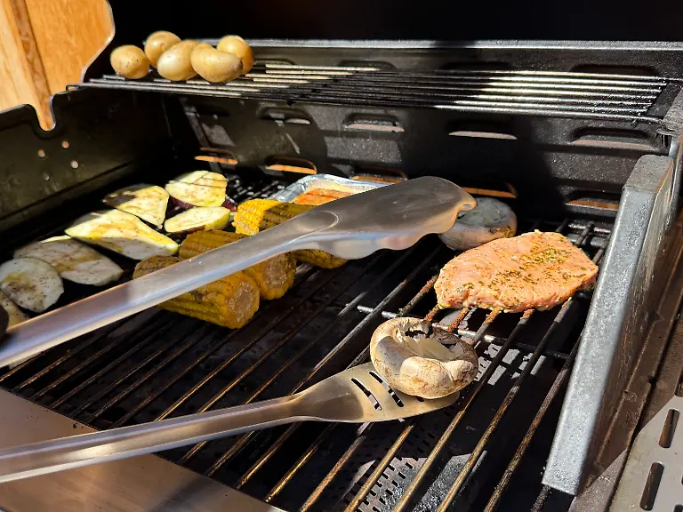 epi_1013271878_RTL_IN KOELN_FNG33845-5_Grillzange Affiliate